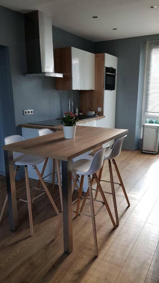 Ferienwohnung F3 En Face La Gare Rambouillet Exterior foto